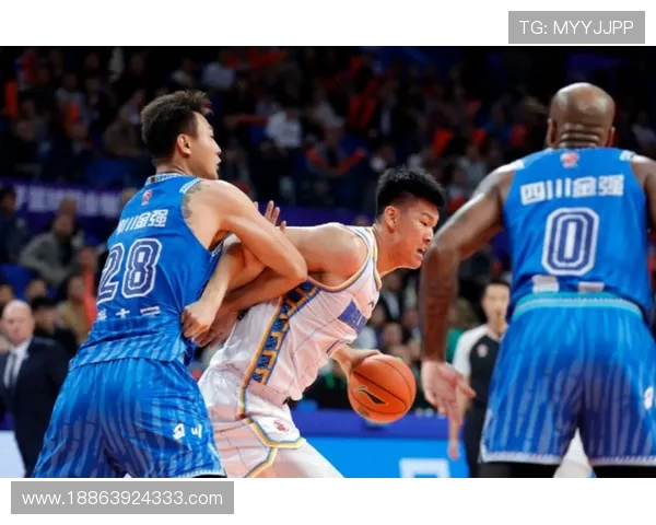 中国男篮 U19 不敌德国:朱正伤病困扰仍发声,郇斯楠强调学习成长(1)