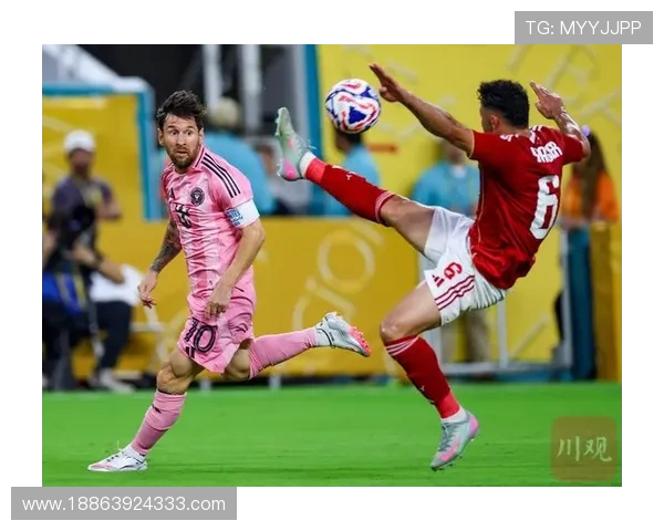 梅西携手海信,世俱杯巅峰见证双冠传奇(1) 梅西携手海信,世俱杯巅峰见证双冠传奇(1)